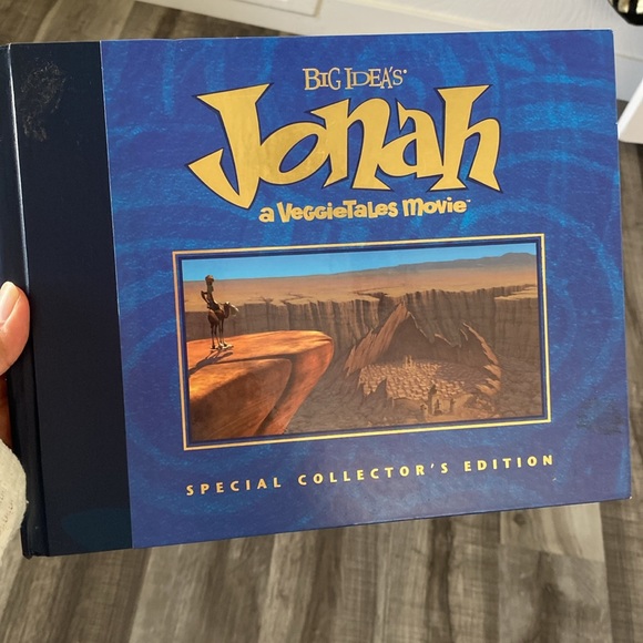 Special Collector's Edition of Big Idea's Jonah--A VeggieTales Movie - Picture 2 of 7
